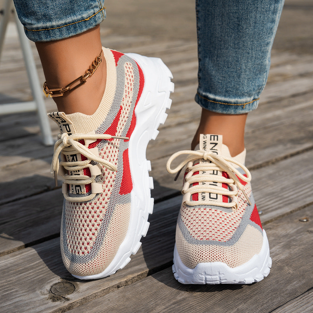Nova Flex Flyknit Sneakers