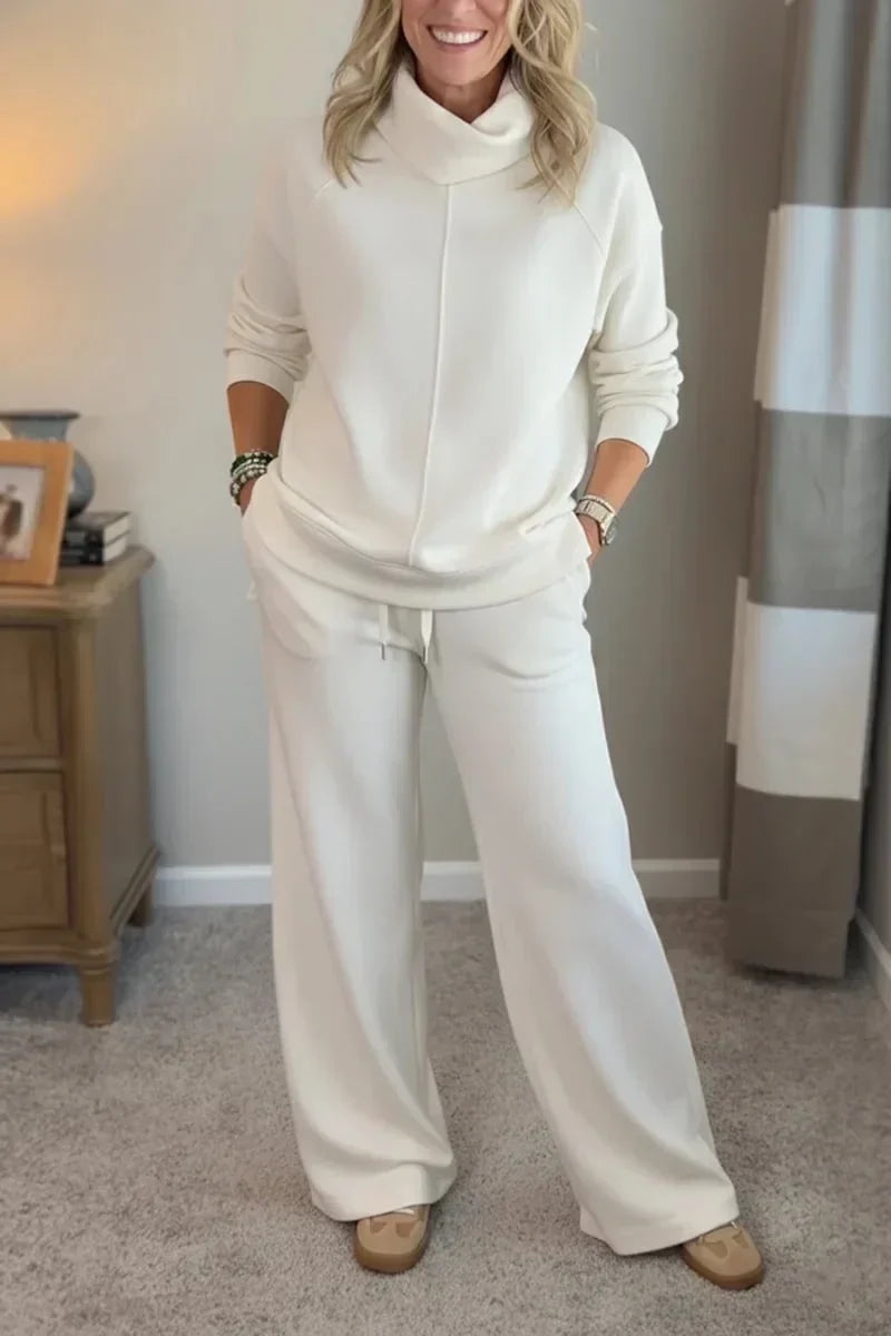 The Relaxed Two-Piece Set