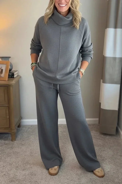 The Relaxed Two-Piece Set
