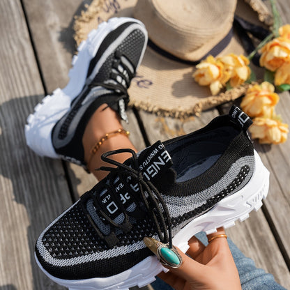 Nova Flex Flyknit Sneakers