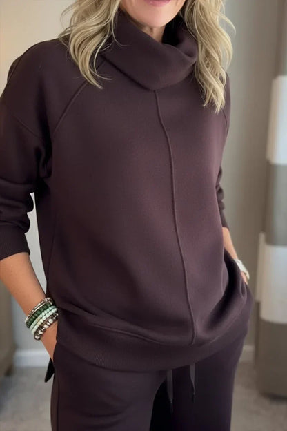 The Relaxed Two-Piece Set