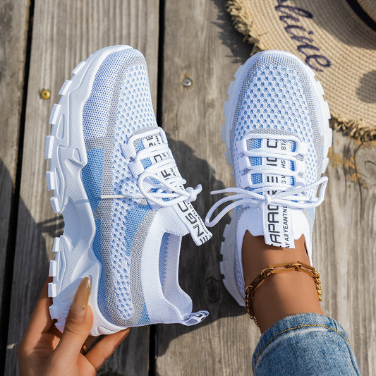 Nova Flex Flyknit Sneakers